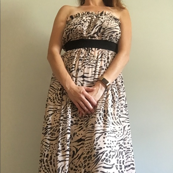 light pink bell sleeve turtle neck dress Mirelle Sequin Maxi Dress Silver Color:Brown Floral Featuring a sophisticated high orthopedic walking sneakers